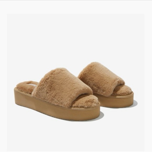 New MUK LUKS Kirstey Slide in Irish Cream - Picture 1 of 11